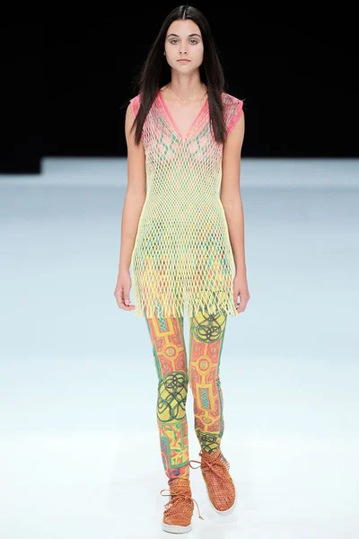 Look 12